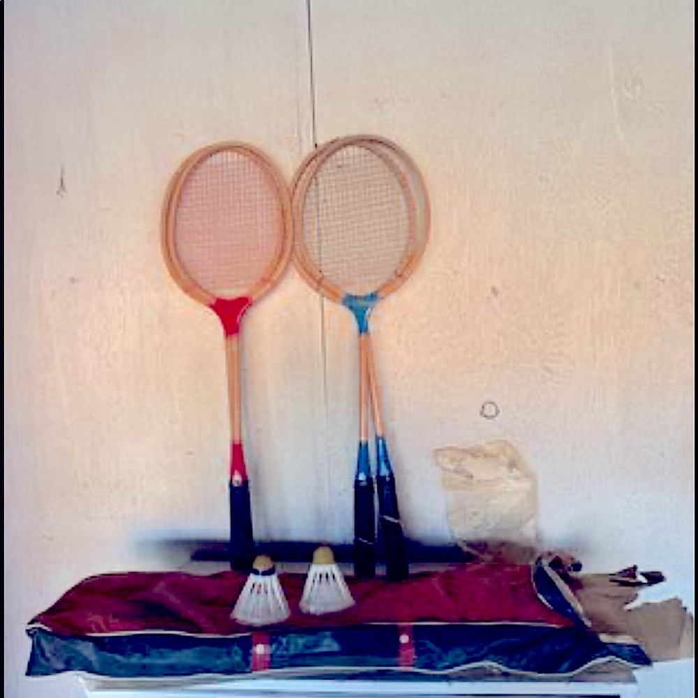Antique Wooden Norwood Four Player Badminton Set (in great shape)